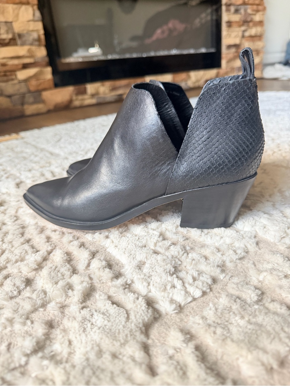 Dolce Vita Black Pointed Leather Ankle Booties